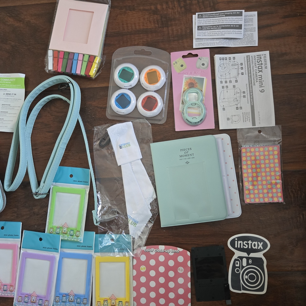 Instax Mini 9 Camera Accessories Bundle - Picture 5 of 6